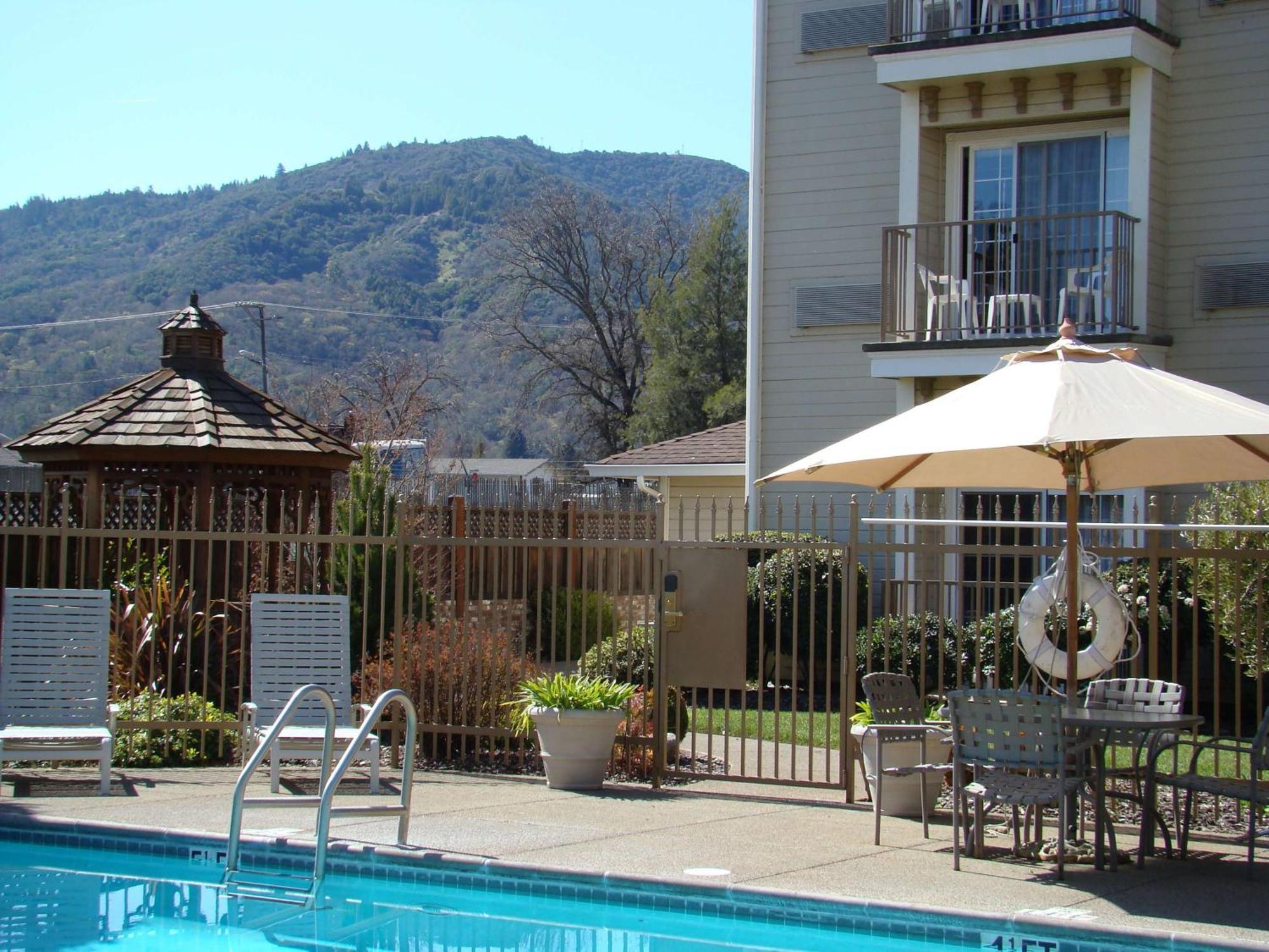 Hampton Inn Ukiah Kültér fotó